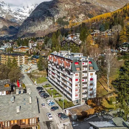 Charming Close To Cableway - Happy Apartament Pré-Saint-Didier